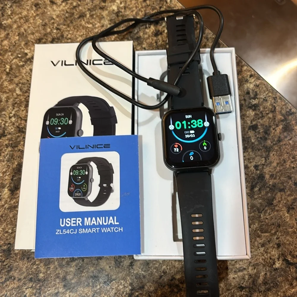 VILINICE Smart Watch, Fitness Watch with Touch Screen. Black. Like new used once